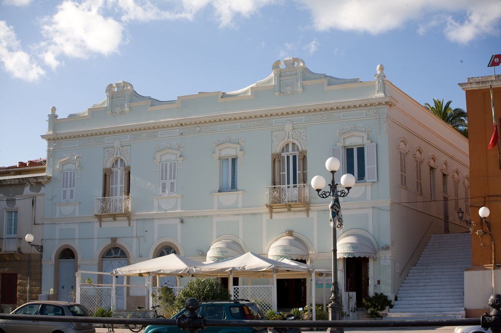 Hotel Hieracon Carloforte  Exteriér fotografie